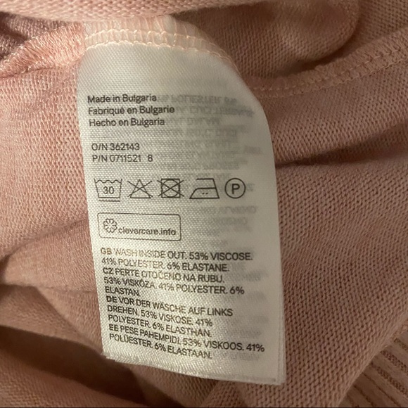 H&M Batwing Sweater Size Medium - Picture 7 of 7